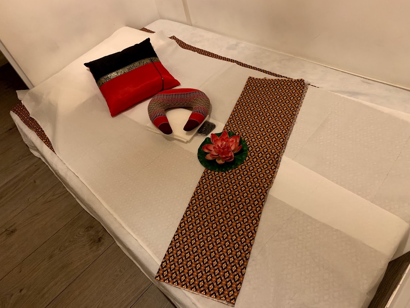 DOK BUA MASSAGE · Foto 1